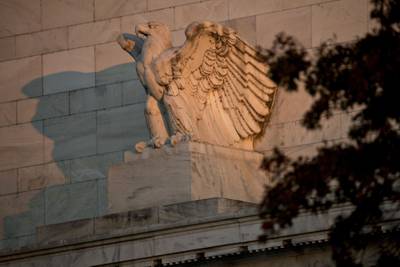 Fed consideró reducir ritmo de alzas de tasas para evaluar efecto de ciclo de ajustedfd