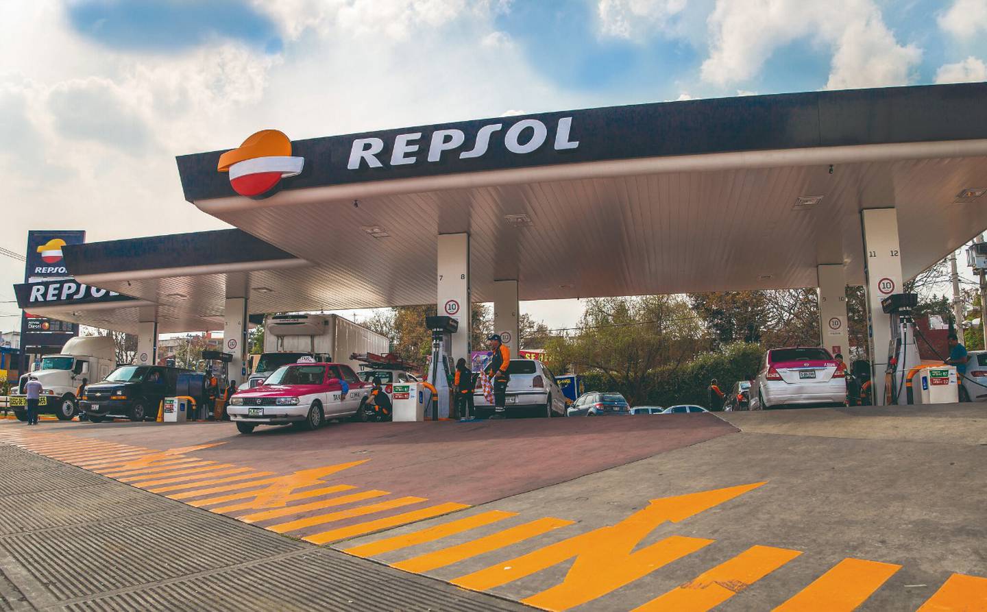 Repsol ha estado buscando inversionistas para su división de renovables para ayudar a financiar proyectos de energía limpia y reducir sus propios costos.