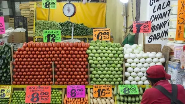 Inflación en México repunta en primera quincena de abril en medio de cautela de Banxicodfd