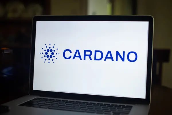 El logotipo de Cardano en una computadora portátil, en Dobbs Ferry, Nueva York, Estados Unidos, el sábado 22 de mayo de 2021.
