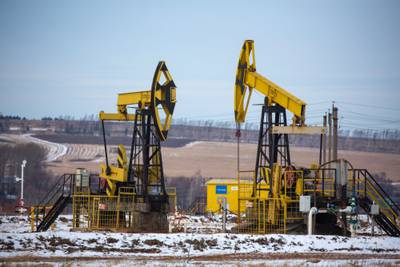 UE reanudará conversaciones sobre el precio del límite del petróleo rusodfd