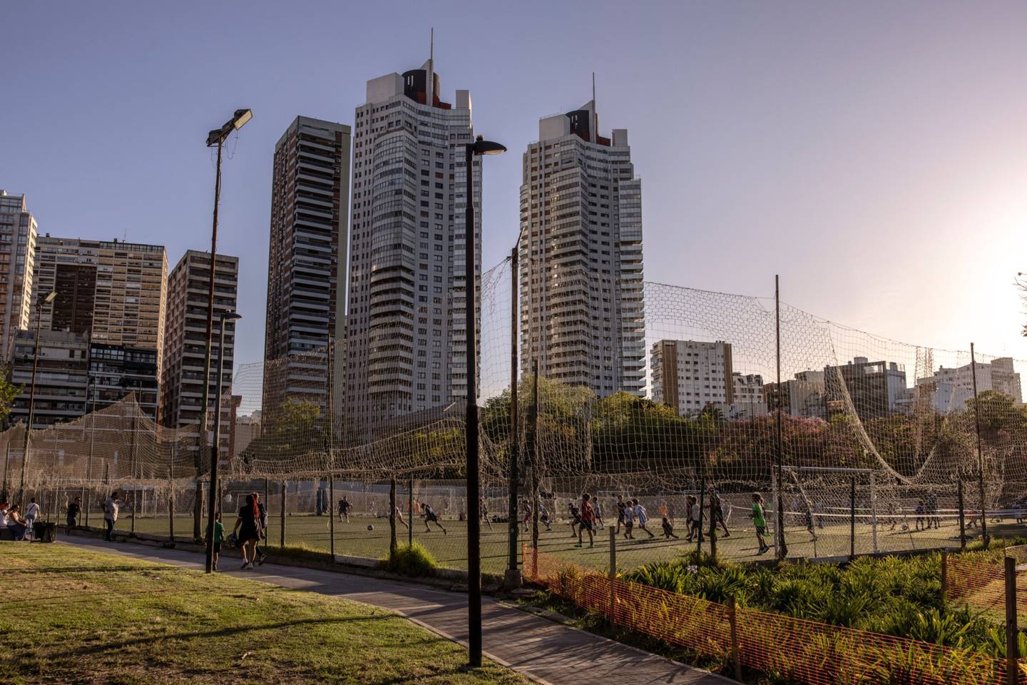 Se sostiene como opción para la inversión inmobiliaria en Buenos Aires. Photographer: Sarah Pabst/Bloomberg