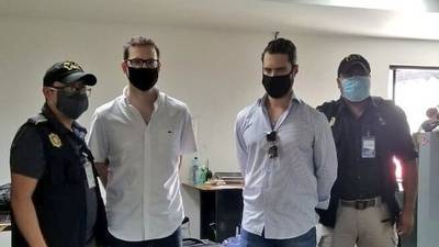 Estados Unidos condena a los hermanos Martinelli a 36 meses de prisióndfd