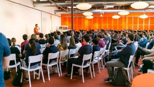 Y Combinator: How to Get Onto the World’s Most Famous Startup Accelerator Programdfd