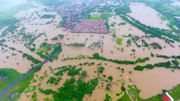 Bolsonaro libera mais R$ 700 milhões de ajuda para estados inundadosdfd
