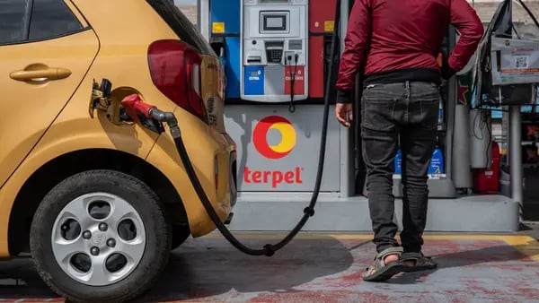 Colombia prohibiría carros a gasolina para 2040: ¿por qué la industria duda de eso?dfd