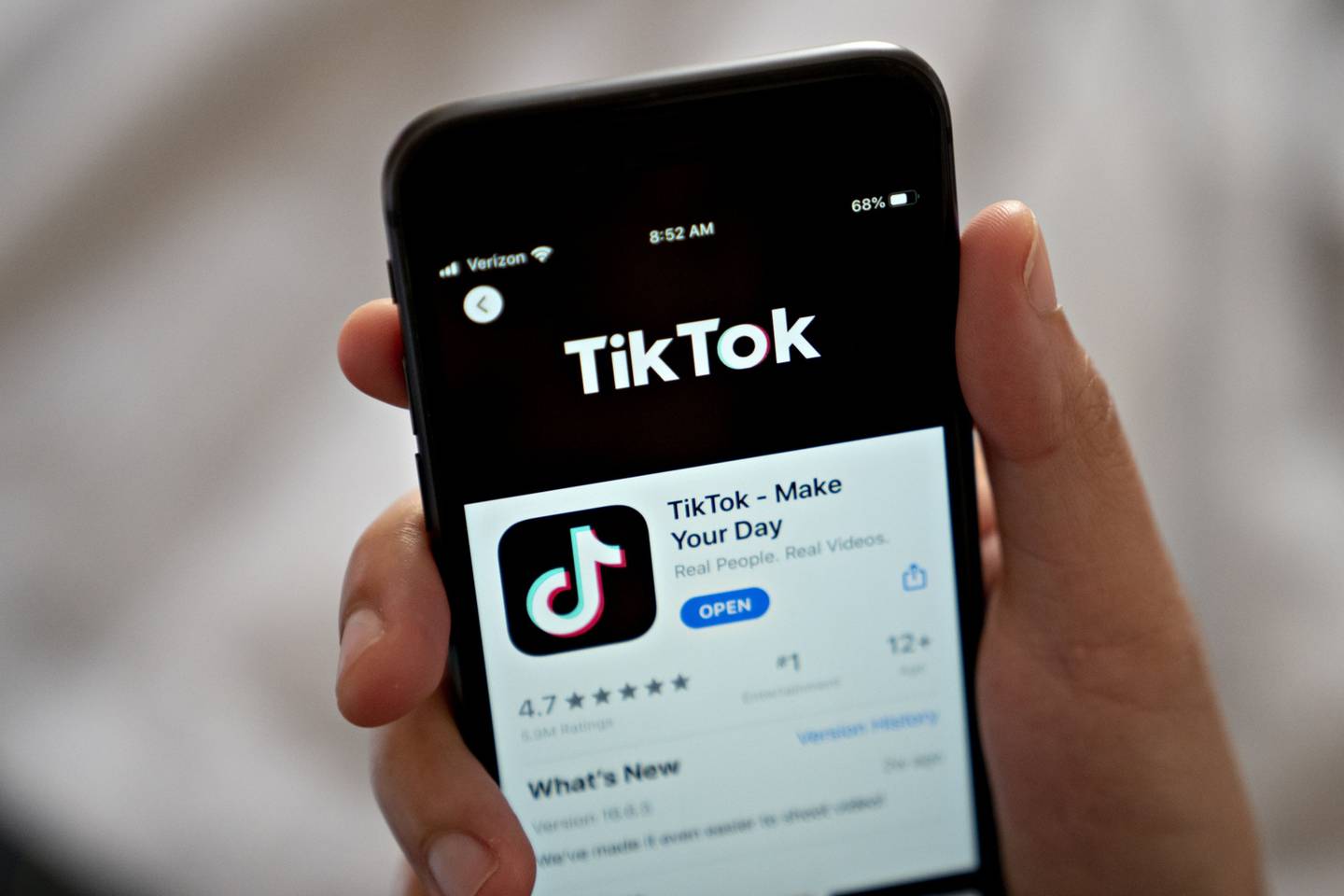 En Guatemala, por ejemplo, las compañías de telefonía móvil ofrecen el servicio de TikTok ilimitado.