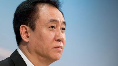 China diz a fundador da Evergrande para pagar dívida com fortunadfd