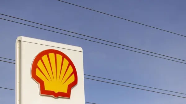 Shell espera ganancias más débiles de su comercio de gas en el primer trimestre dfd