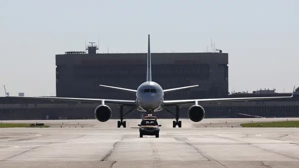 Airbus y Boeing suspenden operaciones en Moscú y soporte a aerolíneas rusasdfd