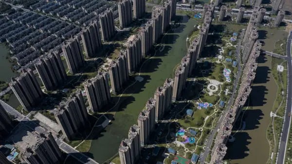 Apartment buildings and recreational facilities at China Evergrande Group's Life in Venice real estate and tourism development in Qidong, Jiangsu province, China. Photographer: Qilai Shen/Bloomberg