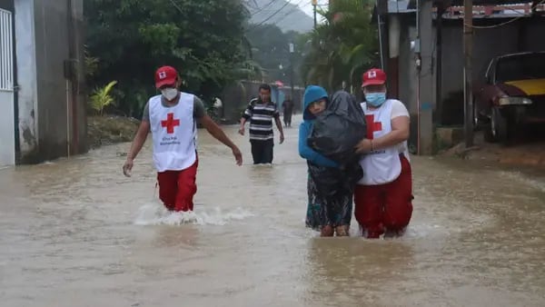 Julia en Guatemala: miles de afectados, 13 muertos y cultivos inundadosdfd