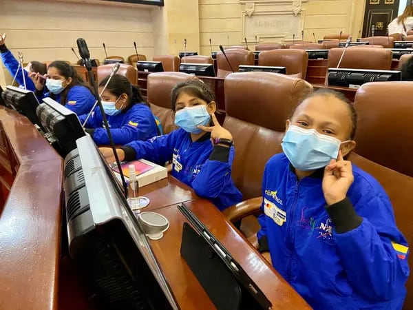 Niñas colombianas viajarán a la NASA