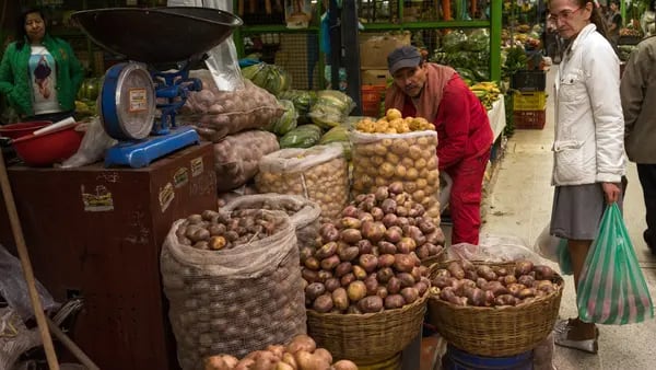 Inflación anual de marzo en Colombia fue casi 6 veces mayor que hace un añodfd