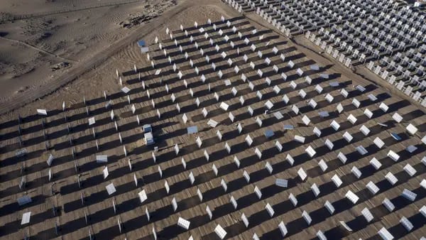 China vai dobrar número de painéis solares após recorde no ano passadodfd