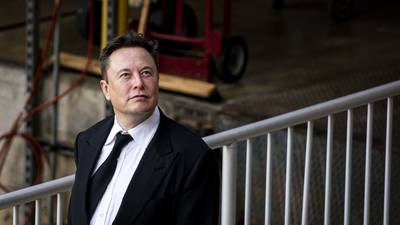 Elon Musk busca financiamento para sua oferta de US$ 43 bilhões pelo Twitterdfd