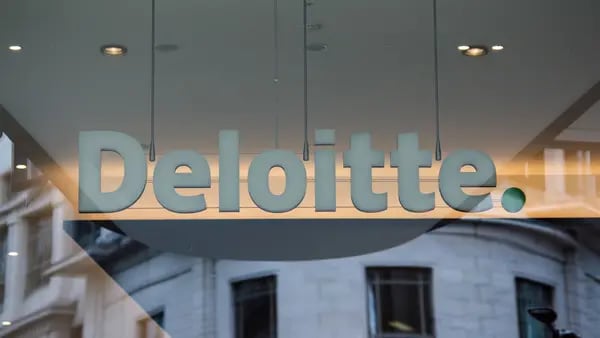 América Móvil selecciona a Deloitte como su próximo auditor tras décadas con EYdfd