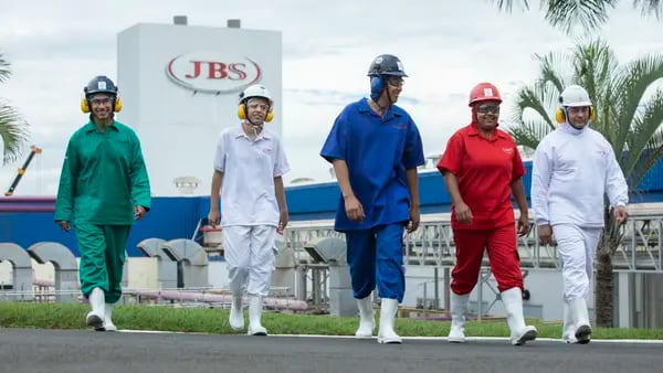 JBS is Brazil’s largest employer, with 151,000 employees dfd