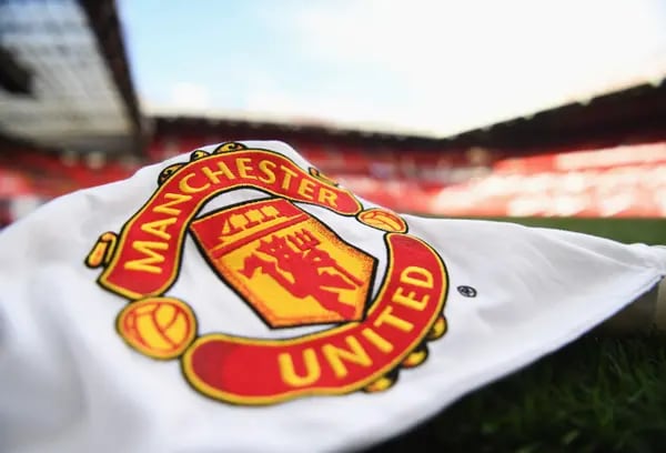 Se espera que la familia estadounidense Glazer, propietaria del Manchester United desde 2005, decida venderlo de manera inminente u optar por quedarse con el club.