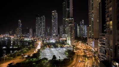 Panamá financiará proyectos con ahorros de los ingresos corrientesdfd