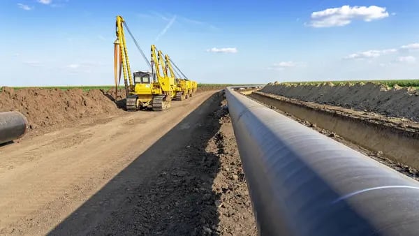 Gasoducto Néstor Kirchner: adjudican a Techint y Sacde primeros 220 km de la obra dfd