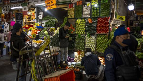 Inflación en México se ubica por arriba del consenso y escala a un nuevo máximodfd