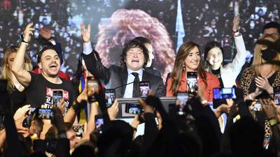 Encuestas presidenciales: Javier Milei sería el candidato más votado, según Synopsis dfd