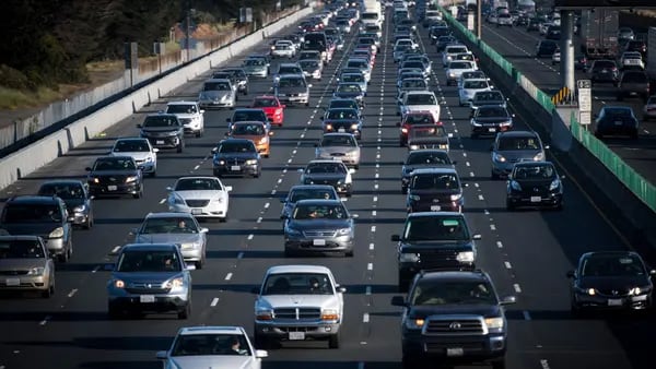 Demanda de combustible para carretera alcanzará su punto máximo en 2027dfd