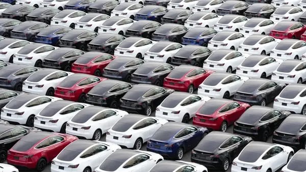 Tesla ofrece grandes descuentos en los SUV que se acumulan en el inventariodfd
