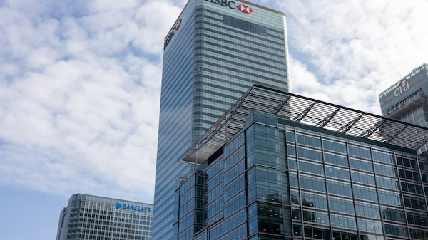 HSBC evalúa regreso de trabajadores a la oficina aunque afecte el plan de ahorro de su CEO HSBC evalúa regreso de trabajadores a la oficina aunque afecte el plan de ahorro de su CEO