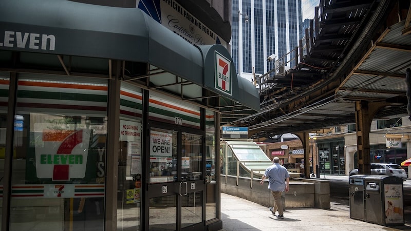 Sucessão na 7-Eleven: Co-CEOs assumem com missão de reestruturar negócios Sucessão na 7-Eleven: Co-CEOs assumem com missão de reestruturar negócios