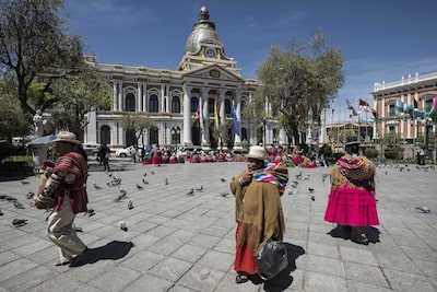 Vistas de la capital y metrópolis más alta del mundo