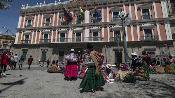 Riesgo país de Bolivia sale de nivel “crítico” y cae 77% en el último año, según informe Riesgo país de Bolivia sale de nivel “crítico” y cae 77% en el último año, según informe