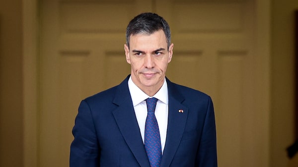 Las críticas de Trump contra España le dan un impulso inesperado al debilitado Sánchez Las críticas de Trump contra España le dan un impulso inesperado al debilitado Sánchez