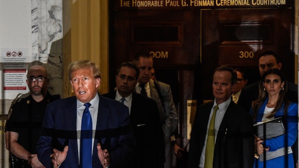 Ordenan a abogados que defienden a Trump en caso de fraude no hablar del personal judicial Ordenan a abogados que defienden a Trump en caso de fraude no hablar del personal judicial