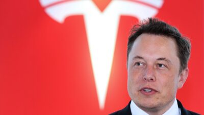 Aprovação de pacote trilionário para Elon Musk revela mudança de foco da Tesla Aprovação de pacote trilionário para Elon Musk revela mudança de foco da Tesla