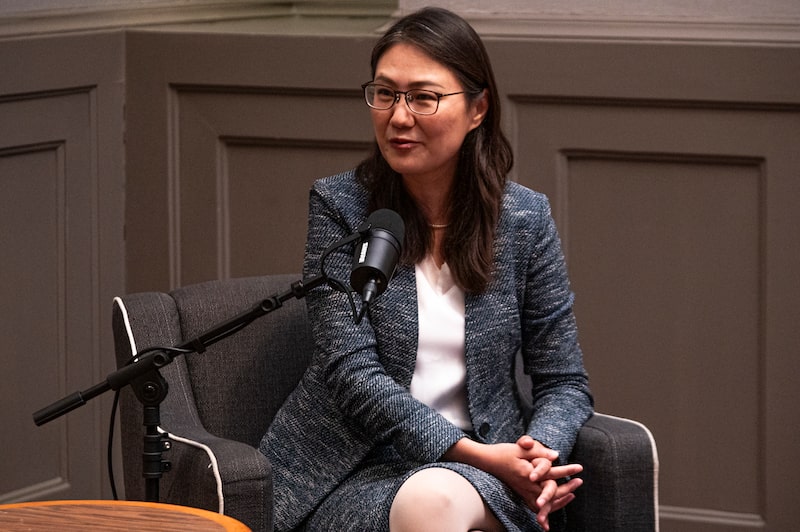 Qian Wang, responsable global de investigación de mercados de capitales de Vanguard, en entrevista con La Estrategia del Día, el podcast de Bloomberg Línea. Qian Wang, responsable global de investigación de mercados de capitales de Vanguard, en entrevista con La Estrategia del Día, el podcast de Bloomberg Línea.