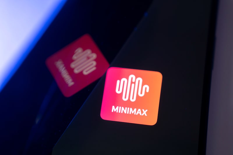 Minimax Ahead of IPO Minimax Ahead of IPO
