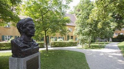 Banco de dinastia que financiou de papas a imperadores pode estar à venda, dizem fontes Banco de dinastia que financiou de papas a imperadores pode estar à venda, dizem fontes