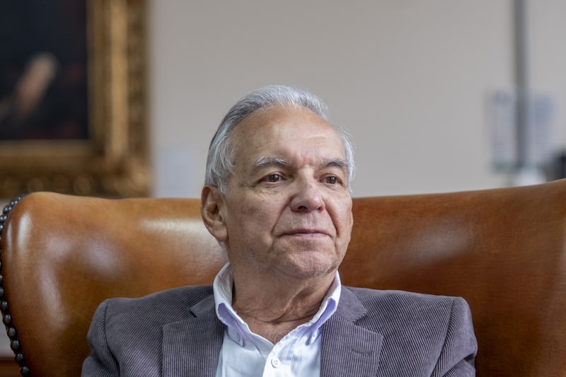 Ricardo Bonilla, Colombia's finance minister, during an interview at the Finance Ministry headquarters in Bogota, Colombia, on Tuesday, Sept. 17, 2024. Bonilla has said that Colombia's central bank has to seriously consider lowering the benchmark interest rate by 75bps to 10% in the next monetary policy meeting on Sept. 30. Photographer: Santiago Mesa/Bloomberg Ricardo Bonilla, Colombia's finance minister, during an interview at the Finance Ministry headquarters in Bogota, Colombia, on Tuesday, Sept. 17, 2024. Bonilla has said that Colombia's central bank has to seriously consider lowering the benchmark interest rate by 75bps to 10% in the next monetary policy meeting on Sept. 30. Photographer: Santiago Mesa/Bloomberg