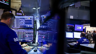 Acciones viven un momento de auge, pero estrategas recomiendan cautela ante próximos riesgos Acciones viven un momento de auge, pero estrategas recomiendan cautela ante próximos riesgos