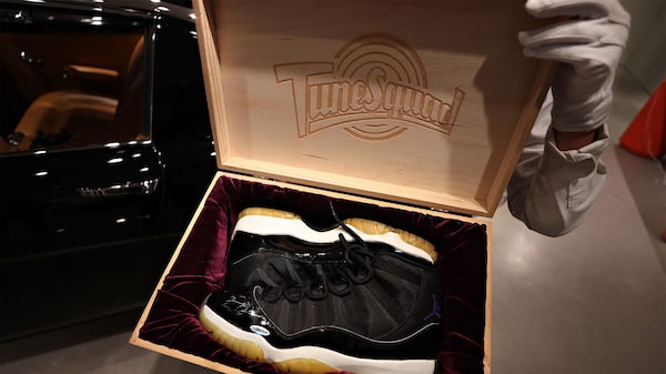 Seis zapatillas deportivas de Michael Jordan podrían alcanzar millones de dólares Seis zapatillas deportivas de Michael Jordan podrían alcanzar millones de dólares