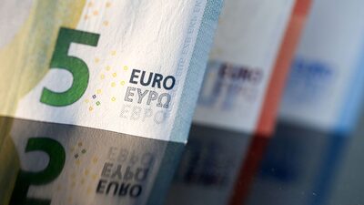 Euro mais forte: traders ampliam apostas em alta da moeda com anúncio de gastos Euro mais forte: traders ampliam apostas em alta da moeda com anúncio de gastos