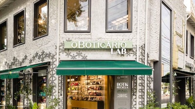 A perfumaria árabe veio para ficar. O Boticário decidiu fazer seu maior investimento A perfumaria árabe veio para ficar. O Boticário decidiu fazer seu maior investimento