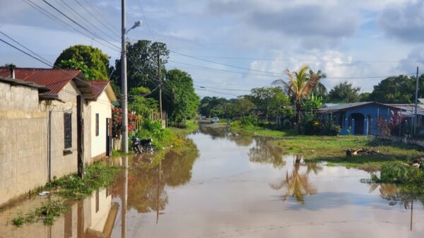 La tormenta Franklin se fortalece y ya fue definida como huracán La tormenta Franklin se fortalece y ya fue definida como huracán