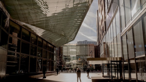 Goldman lanza advertencia a operadores sobre bonificaciones por mayores ingresos Goldman lanza advertencia a operadores sobre bonificaciones por mayores ingresos