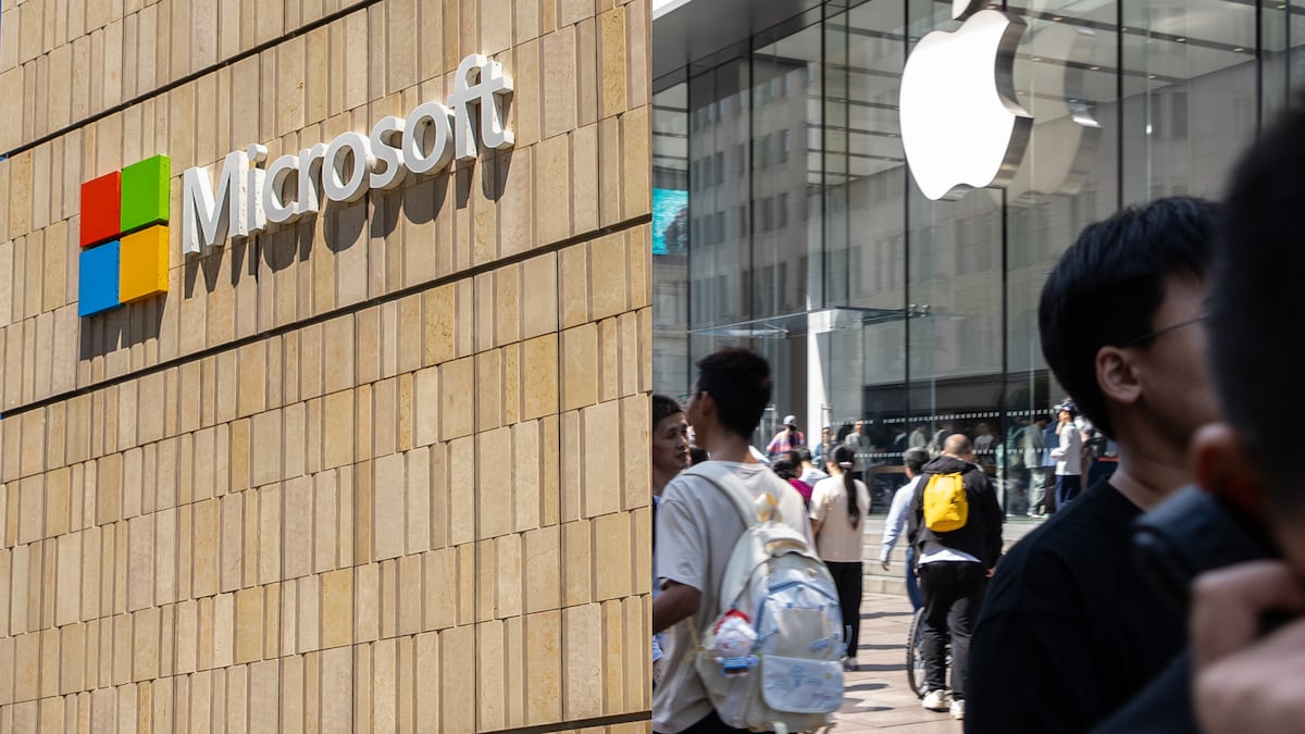 Apple vs. Microsoft: los datos clave antes de invertir en sus acciones al cierre de 2026
