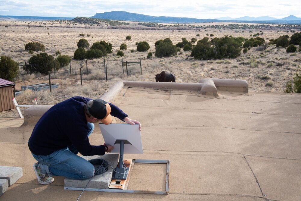 Sistema de internet via satélite da Starlink em Galisteo, no estado do Novo México, nos EUA (Foto: Cate Dingley/Bloomberg) Sistema de internet via satélite da Starlink em Galisteo, no estado do Novo México, nos EUA (Foto: Cate Dingley/Bloomberg)
