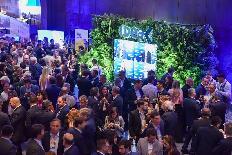 Encuentro de empresarios en Mar del Plata durante una edición pasada del Coloquio de IDEA Encuentro de empresarios en Mar del Plata durante una edición pasada del Coloquio de IDEA