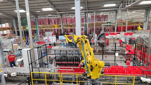 Acciones de Arca Continental aumentan volumen de operación tras movimientos de la Familia Lindley Acciones de Arca Continental aumentan volumen de operación tras movimientos de la Familia Lindley